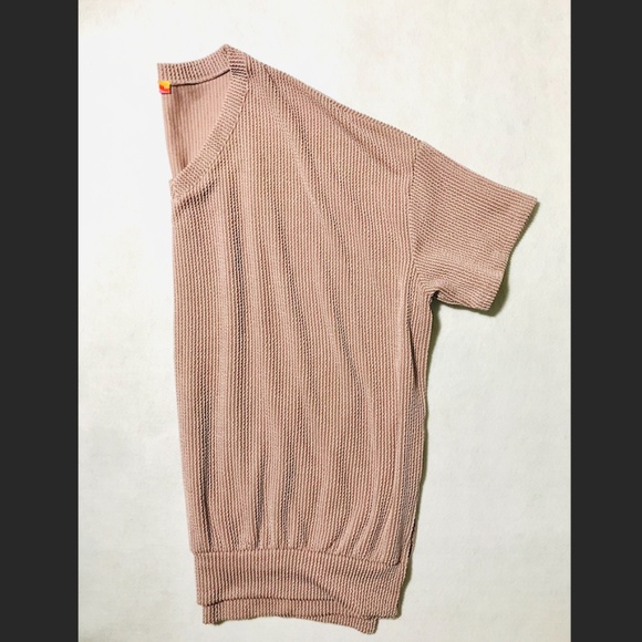 Sandy pink Freckled Poppy oversized ribbed knit v neck top - Picture 5 of 7
